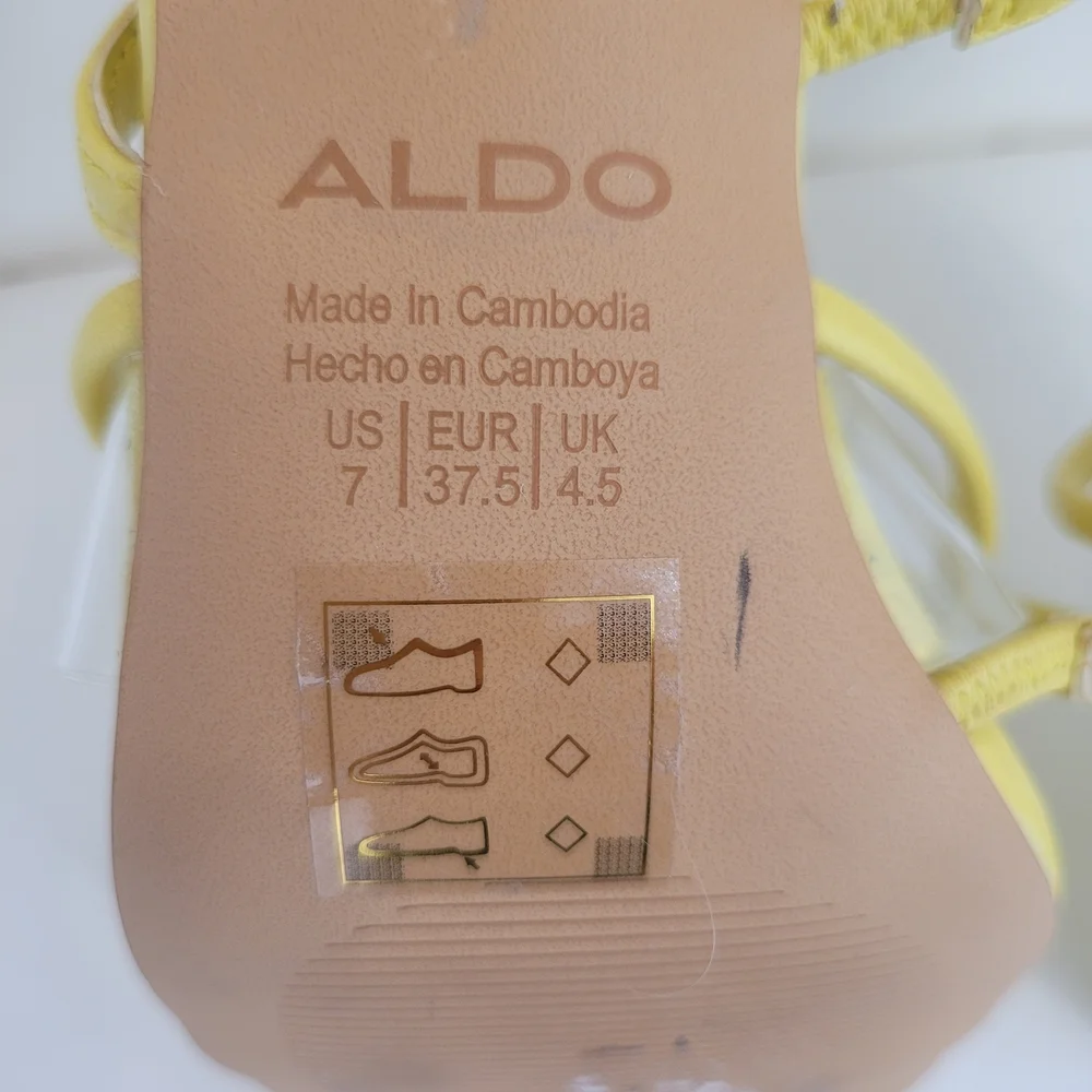 Aldo Yellow Strappy Square Toe Triangle Heels Womens Size US7 / EUR 37.5